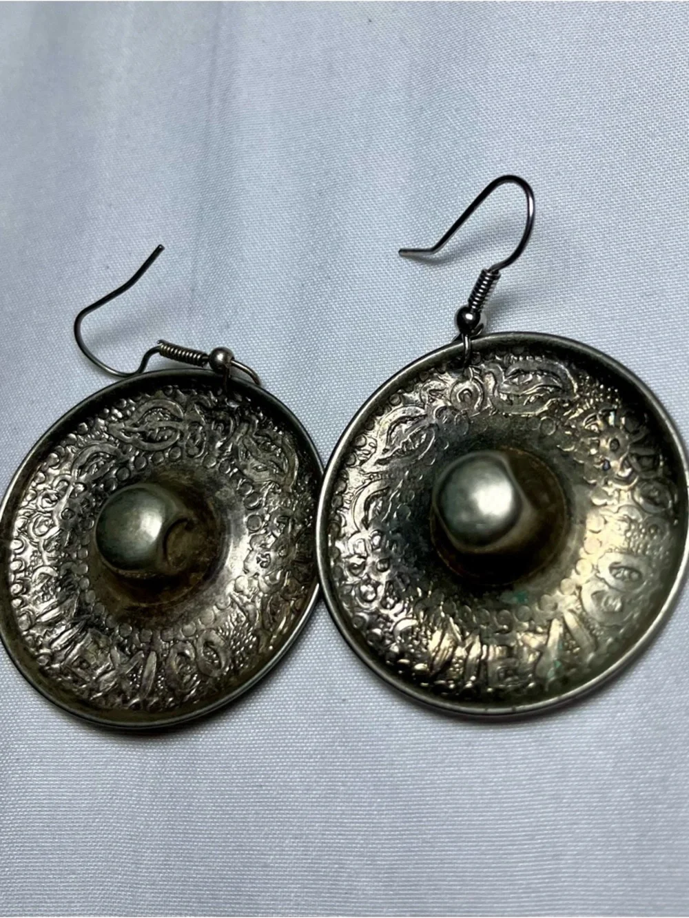 Silver-Tone Embossed Round Drop Sombrero Earrings - Silver - Mexico - Picture 4 of 6